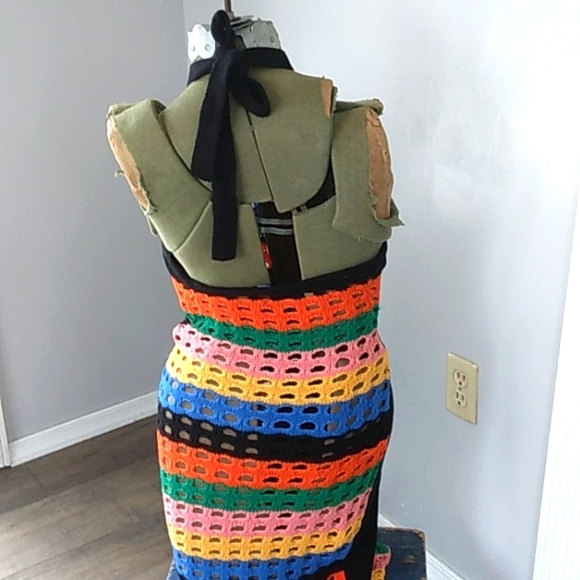 CLARA STORY BOHO CROCHET HALTER DRESS DRAWSTRING WAIST TASSELED HEM WOMANS S - Picture 4 of 7